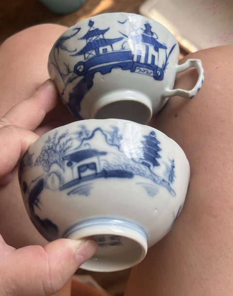 古玩陶瓷青花山水人物花口杯真品鑒賞圖