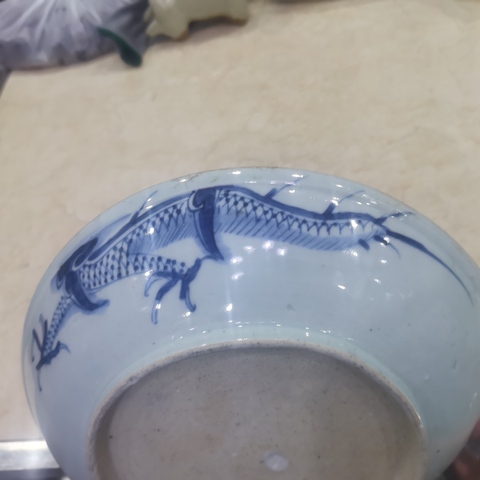 古玩陶瓷青花過墻龍紋盤真品鑒賞圖