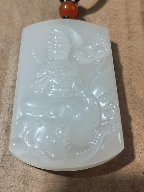古玩玉器和田玉觀音牌真品鑒賞圖