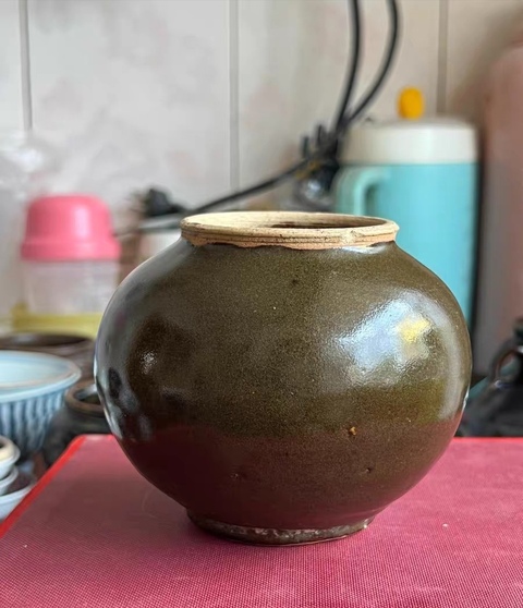 古玩陶瓷茶葉末釉罐真品鑒賞圖