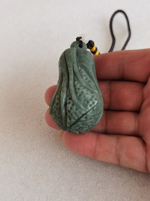 古玩玉器和田玉雕“白菜”把件拍賣，當(dāng)前價(jià)格580元