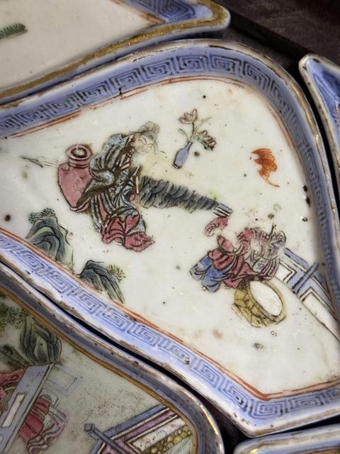 古玩陶瓷人物紋粉彩九攢盤真品鑒賞圖