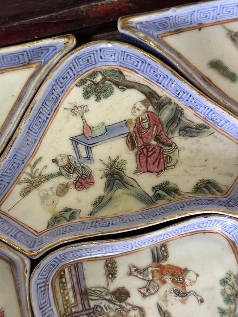 古玩陶瓷人物紋粉彩九攢盤真品鑒賞圖