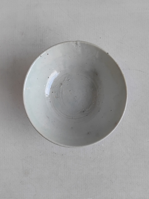 古玩陶瓷白釉茶碗拍賣，當(dāng)前價(jià)格580元