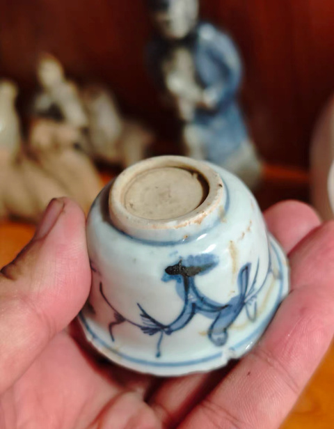 古玩陶瓷青花花鳥紋杯真品鑒賞圖