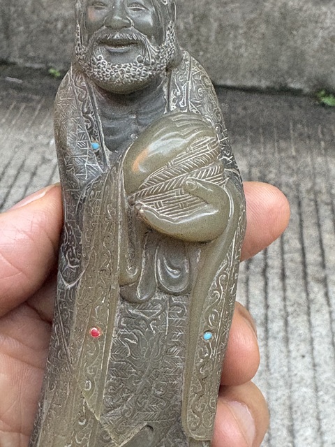 古玩雜項石雕人物擺件真品鑒賞圖