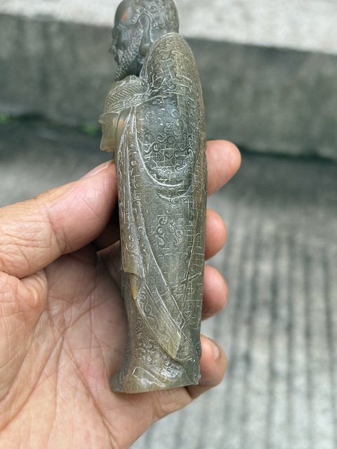 古玩雜項石雕人物擺件真品鑒賞圖