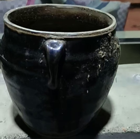 古玩陶瓷黑釉罐真品鑒賞圖