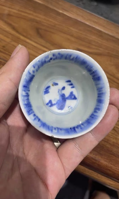 古玩陶瓷青花高士圖茶杯真品鑒賞圖