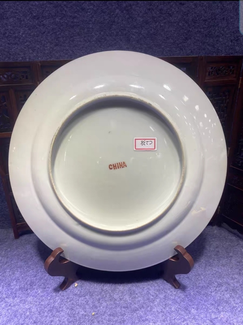 古玩陶瓷粉彩山水人物折沿盤真品鑒賞圖