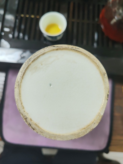 古玩陶瓷紅釉觀音瓶真品鑒賞圖