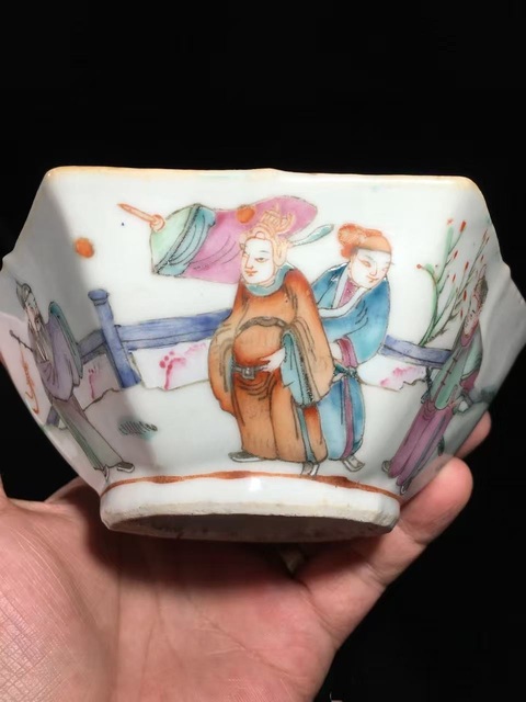 古玩陶瓷粉彩人物六方碗真品鑒賞圖
