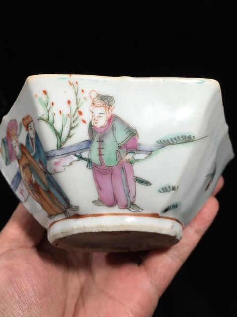 古玩陶瓷粉彩人物六方碗真品鑒賞圖