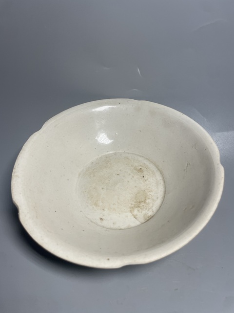 古玩陶瓷白釉花口洗拍賣，當前價格2600元