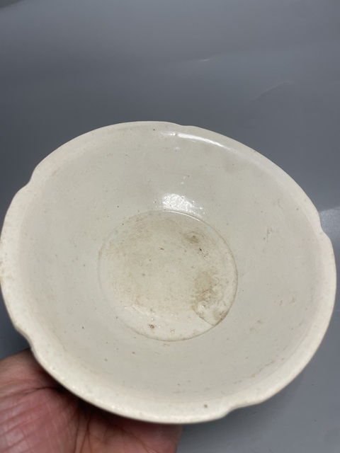 古玩陶瓷白釉花口洗拍賣，當前價格2600元