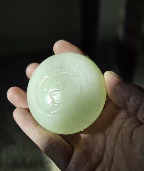 古玩玉器和田玉粉盒真品鑒賞圖