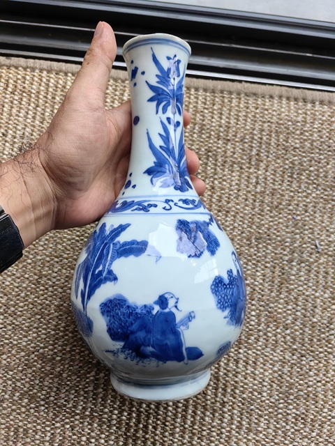 古玩陶瓷明崇禎 青花攜琴訪友膽瓶真品鑒賞圖