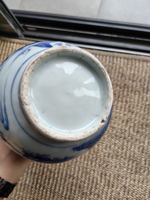 古玩陶瓷明崇禎 青花攜琴訪友膽瓶真品鑒賞圖