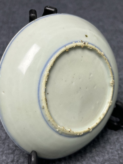 古玩陶瓷青花花卉紋盤真品鑒賞圖