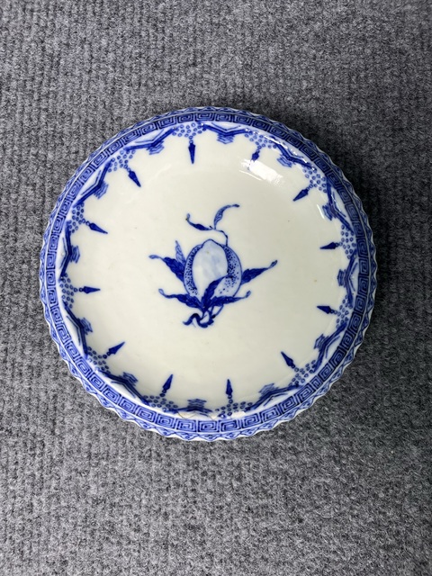 古玩陶瓷青花壽桃紋卷口盤拍賣，當(dāng)前價格3588元