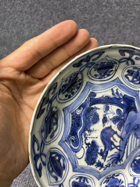古玩陶瓷青花開窗松鹿紋盤拍賣，當前價格2388元
