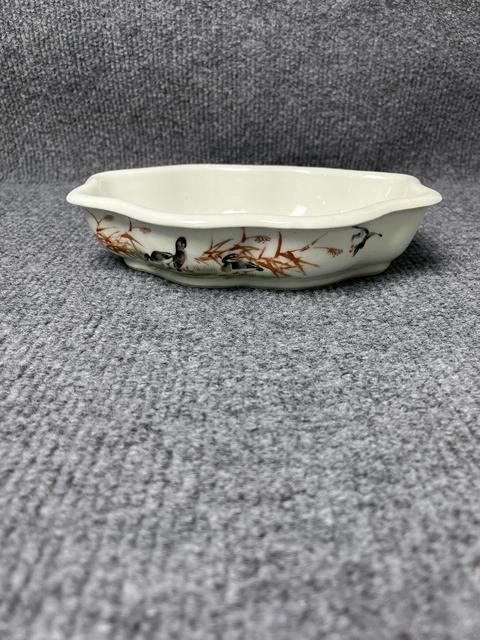 古玩陶瓷粉彩飛鳴食宿旭日東升水仙盆拍賣，當(dāng)前價(jià)格2588元