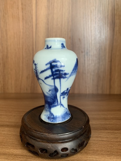 古玩陶瓷清康熙 青花山水人物紋梅瓶拍賣，當前價格3200元