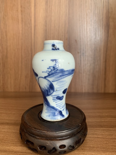 古玩陶瓷清康熙 青花山水人物紋梅瓶拍賣，當前價格3200元