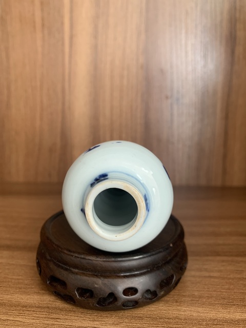 古玩陶瓷清康熙 青花山水人物紋梅瓶拍賣，當前價格3200元