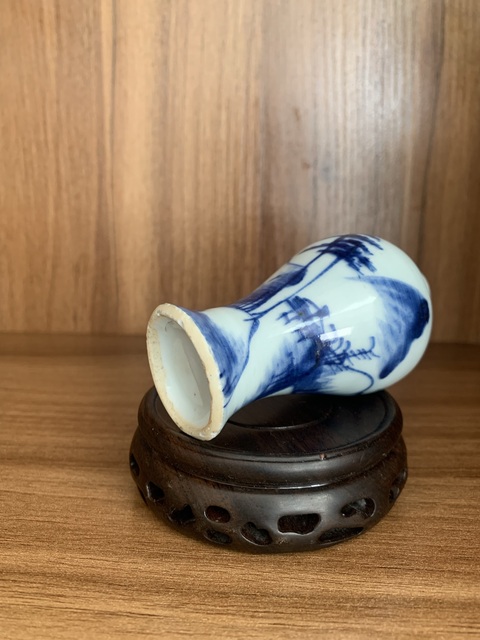 古玩陶瓷清康熙 青花山水人物紋梅瓶拍賣，當前價格3200元