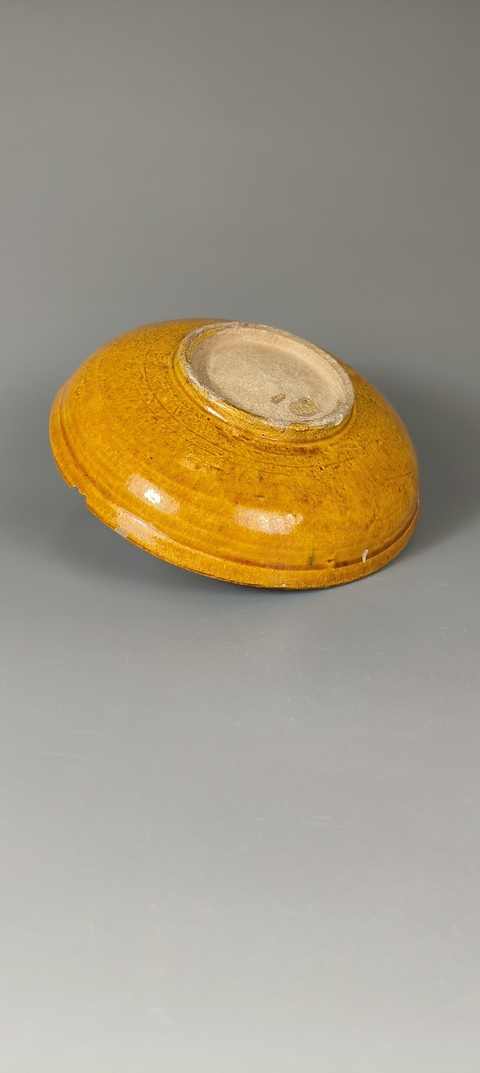 古玩陶瓷遼代黃釉盤真品鑒賞圖