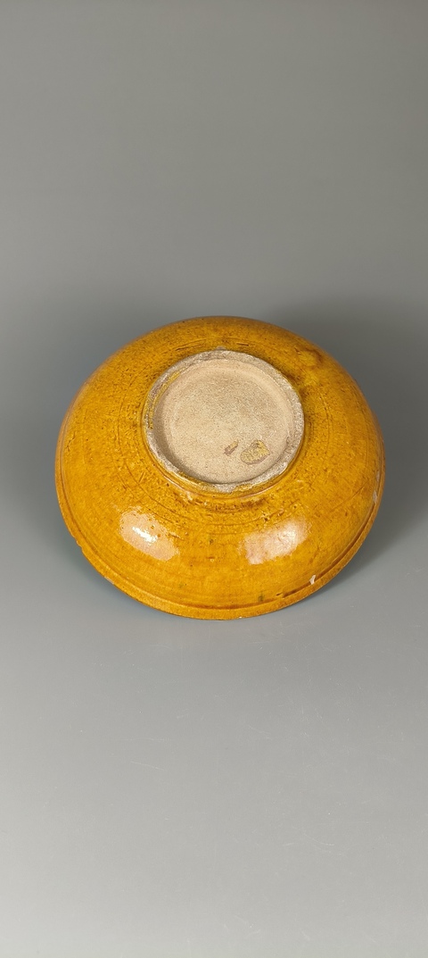 古玩陶瓷遼代黃釉盤真品鑒賞圖