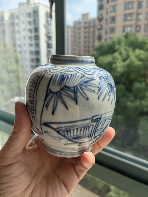 古玩陶瓷青花鐵線描人物紋蓋罐真品鑒賞圖