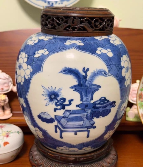 古玩陶瓷青花罐真品鑒賞圖
