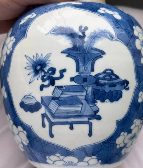 古玩陶瓷青花罐真品鑒賞圖