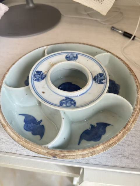古玩陶瓷青花蓋盒真品鑒賞圖
