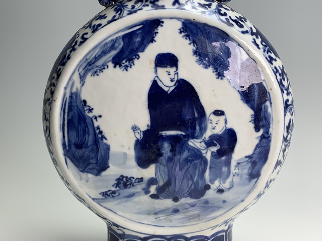 古玩陶瓷清晚期·青花人物故事紋抱月瓶拍賣，當前價格8484元