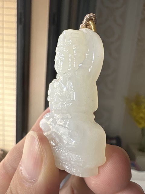 古玩玉器和田玉雕“觀音”掛件真品鑒賞圖