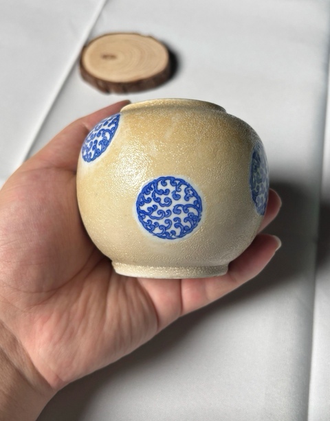 古玩陶瓷珍珠地青花花卉紋蓋罐真品鑒賞圖