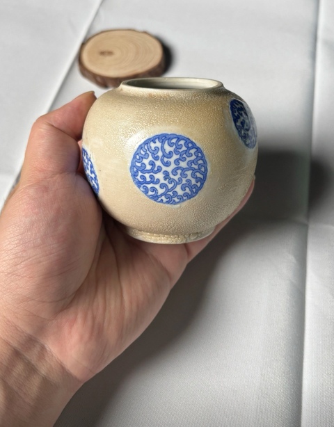 古玩陶瓷珍珠地青花花卉紋蓋罐真品鑒賞圖