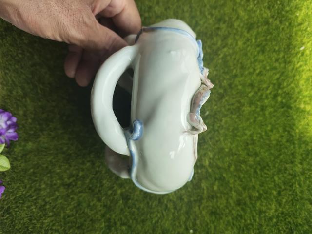 古玩陶瓷青花釉里紅貼塑螭龍三足洗真品鑒賞圖