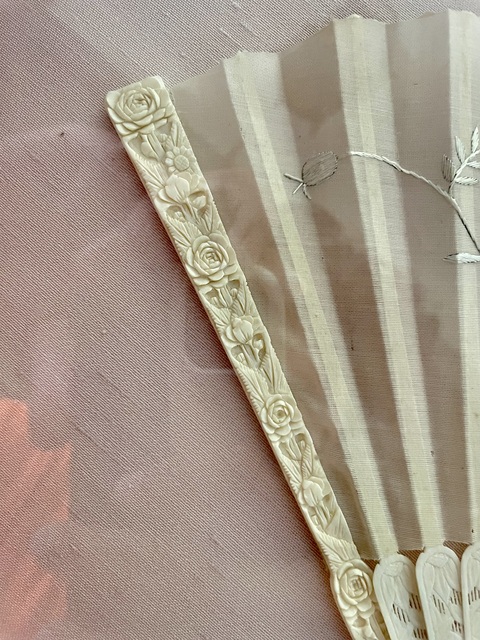 古玩雜項絲綢扇真品鑒賞圖