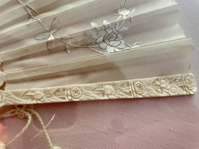 古玩雜項絲綢扇真品鑒賞圖