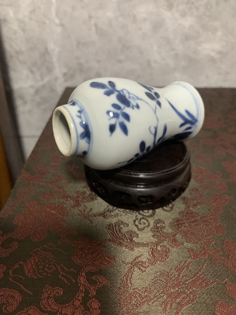 古玩陶瓷康熙 青花花卉紋梅瓶拍賣，當前價格3000元