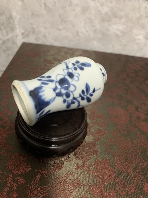 古玩陶瓷康熙 青花花卉紋梅瓶拍賣，當前價格3000元