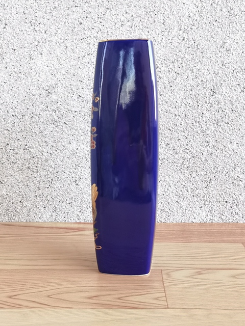古玩陶瓷藍釉描金錦雞圖四方瓶拍賣，當(dāng)前價格450元