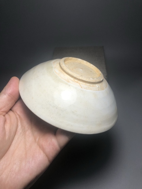 古玩陶瓷宋代白釉碗真品鑒賞圖