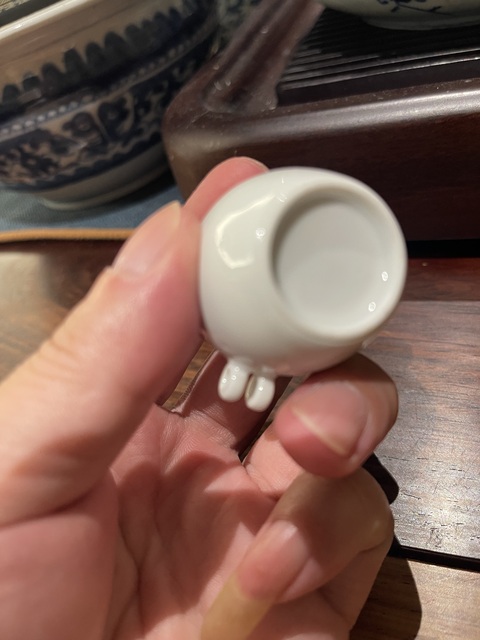 古玩陶瓷白釉鳥食罐真品鑒賞圖