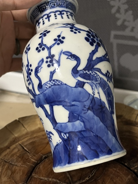 古玩陶瓷青花花鳥紋瓶真品鑒賞圖