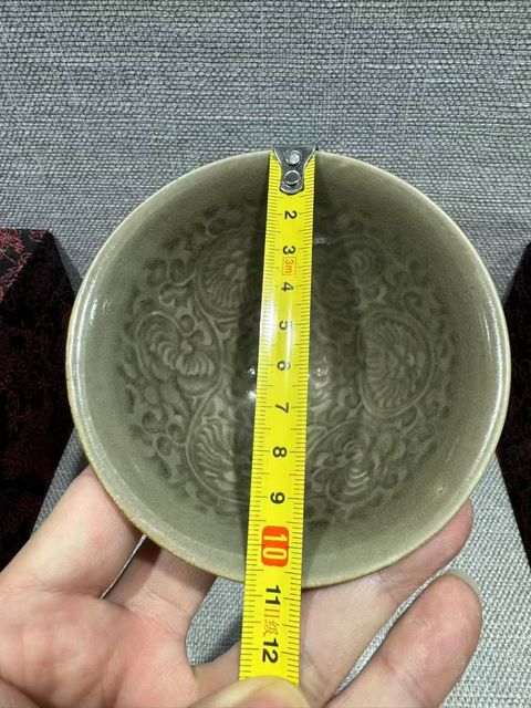 古玩陶瓷耀州窯團菊盞拍賣,當前價格22000元
